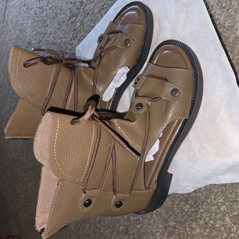 BNIB ! Brown Lace-Up Women's Sandals - Picture 5 of 7